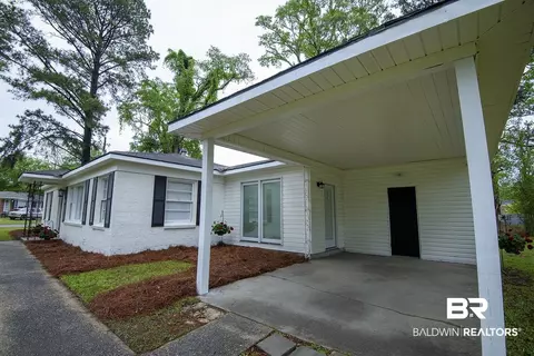 801 Myra Dr, Mobile, AL 36606 photo 2