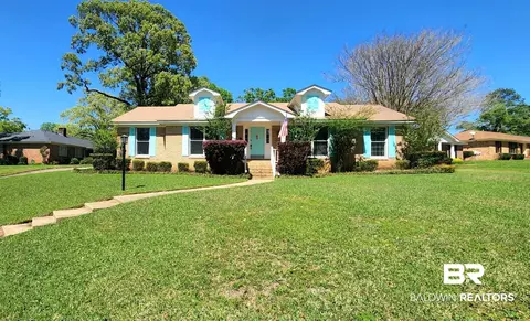 2125 Pine Needle Dr, Mobile, AL 36609 photo 1
