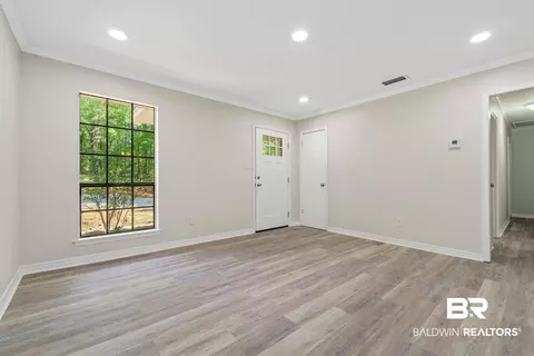 409 Pine St, Daphne, AL 36526 photo 7