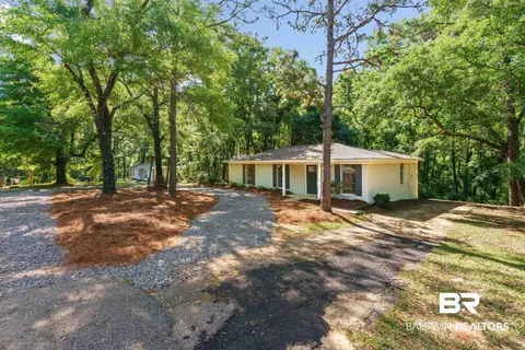 409 Pine St, Daphne, AL 36526 photo 3