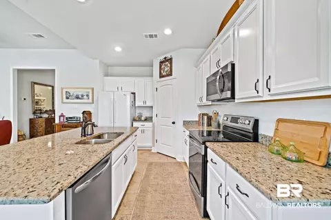 1379 Surrey Loop, Foley, AL 36535 photo 4