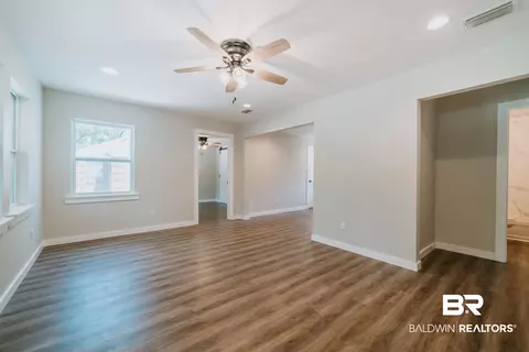 3101 Jane St, Mobile, AL 36606 photo 4