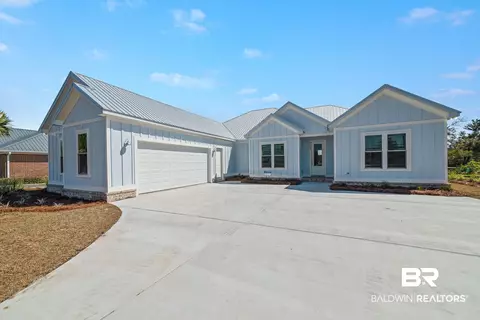 31611 Admiral Ct, Orange Beach, AL 36561