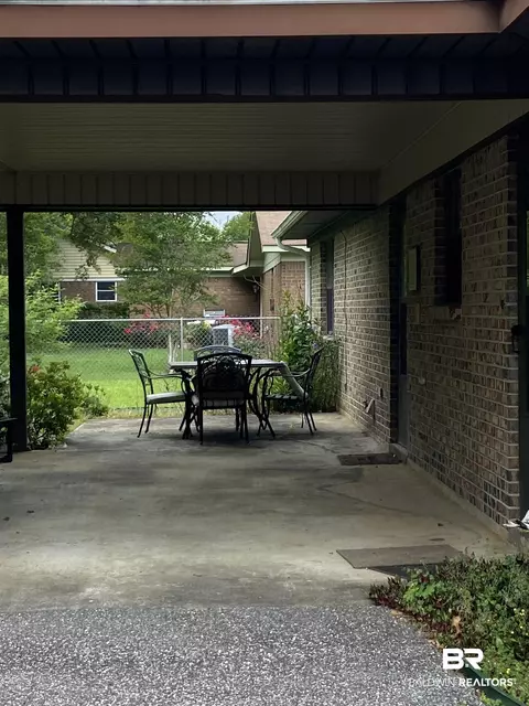6205 Triana Ct, Mobile, AL 36609 photo 8