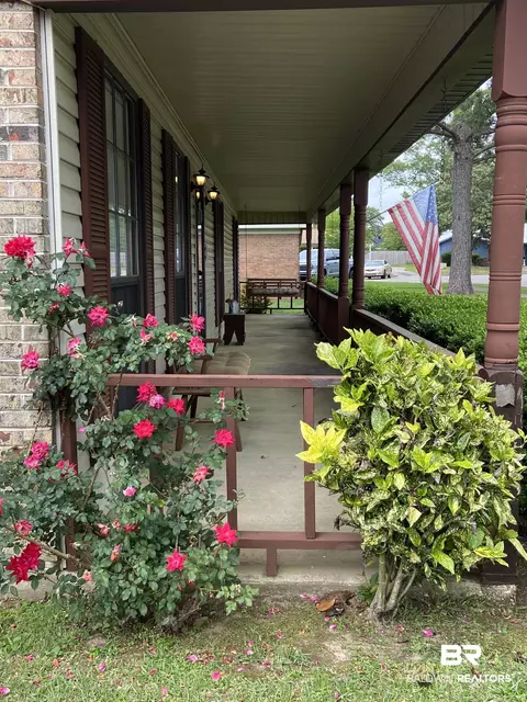 6205 Triana Ct, Mobile, AL 36609 photo 3