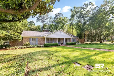 3903 S Ashley Dr, Mobile, AL 36608 photo 1