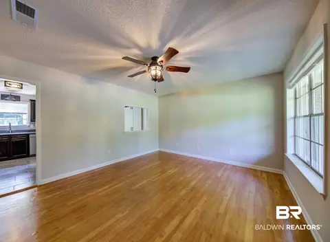 5075 Camelot Dr, Mobile, AL 36619 photo 9