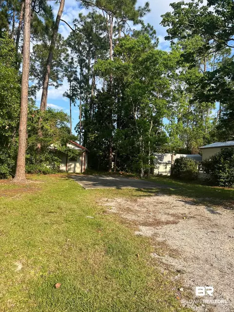 140 Defuniak Loop, Lillian, AL 36549 photo 2