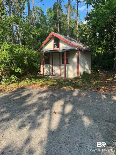 140 Defuniak Loop, Lillian, AL 36549 photo 4