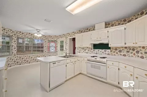 128 Montclair Loop, Daphne, AL 36526 photo 6