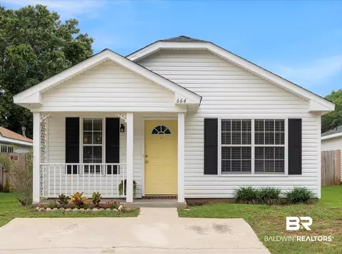 664 Willow Pointe Dr, Mobile, AL 36695 photo 1