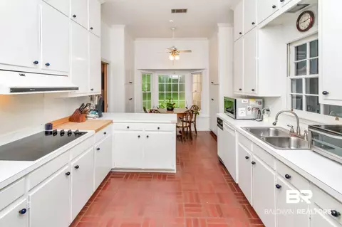 3807 Claridge Rd, Mobile, AL 36608 photo 14