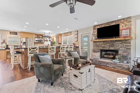 11702 Stucki Rd, Elberta, AL 36530 photo 6