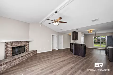 2126 Pine St, Loxley, AL 36551 photo 2