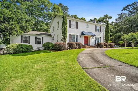 314 E Indian Creek Dr, Mobile, AL 36607 photo 1