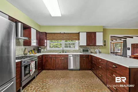 314 E Indian Creek Dr, Mobile, AL 36607 photo 10