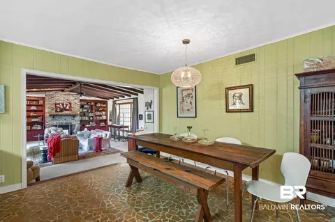 314 E Indian Creek Dr, Mobile, AL 36607 photo 12