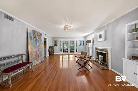 314 E Indian Creek Dr, Mobile, AL 36607 photo 6
