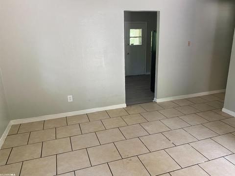 1109 Anders Dr, Mobile, AL 36608 photo 3