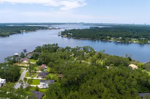8930 Bay Point Dr, Elberta, AL 36530 photo 9