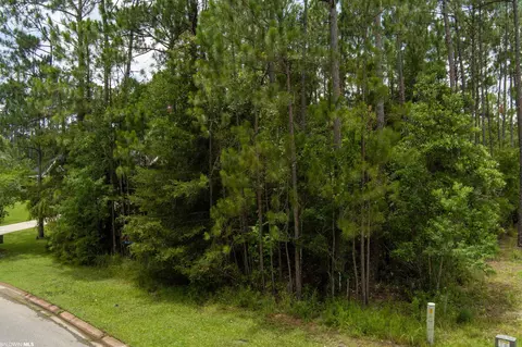 8930 Bay Point Dr, Elberta, AL 36530 photo 5