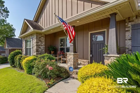 7329 Pierson Dr, Mobile, AL 36619 photo 2
