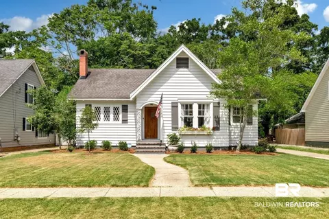54 Crenshaw St, Mobile, AL 36606 photo 1