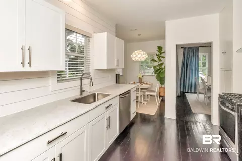 54 Crenshaw St, Mobile, AL 36606 photo 9