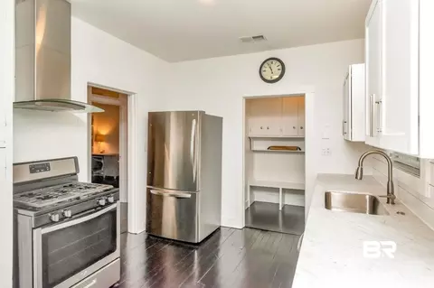 54 Crenshaw St, Mobile, AL 36606 photo 8
