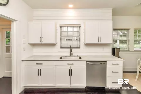 54 Crenshaw St, Mobile, AL 36606 photo 11