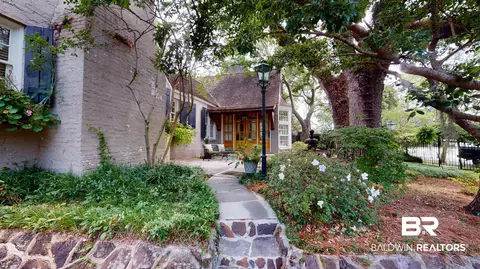 215 Woodlands Ave, Mobile, AL 36607 photo 3