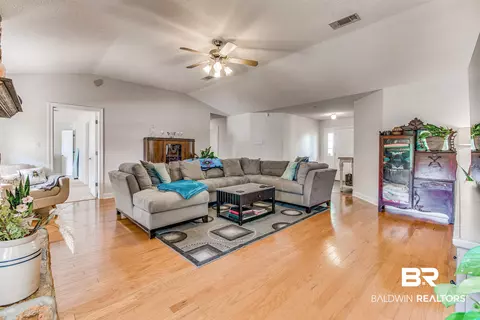 6740 Meadows Rd, Mcdavid, FL 32568 photo 9