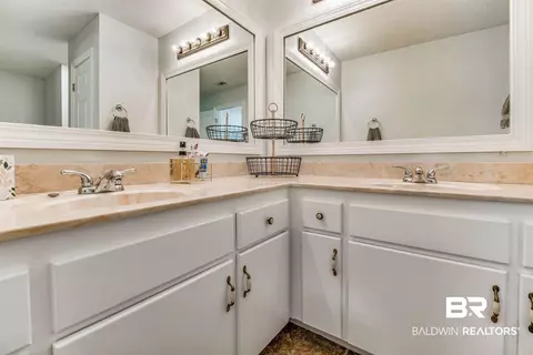 6740 Meadows Rd, Mcdavid, FL 32568 photo 23