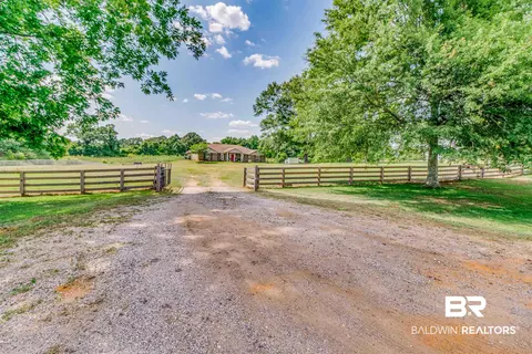 6740 Meadows Rd, Mcdavid, FL 32568 photo 6