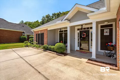 8759 Augusta Dr, Mobile, AL 36695 photo 2
