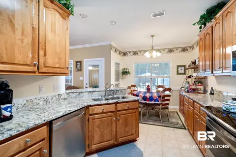 8759 Augusta Dr, Mobile, AL 36695 photo 6