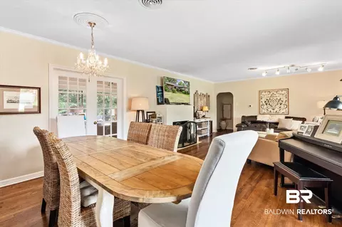 335 Dalewood Dr, Mobile, AL 36608 photo 3