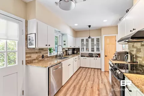 335 Dalewood Dr, Mobile, AL 36608 photo 9
