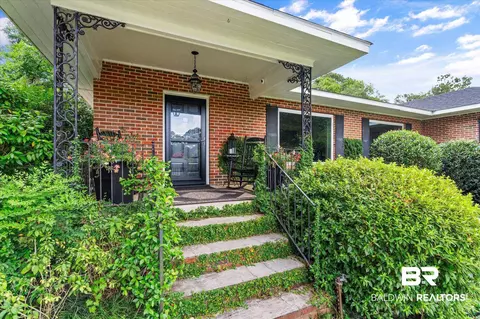 335 Dalewood Dr, Mobile, AL 36608 photo 2