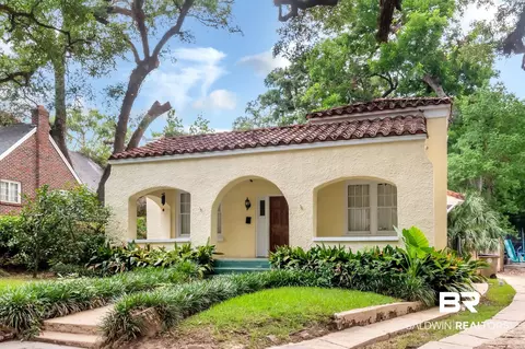 103 Florence Pl, Mobile, AL 36607 photo 1