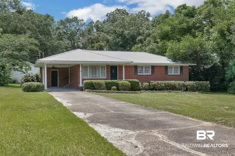 304 Dogwood Dr, Mobile, AL 36609 photo 1