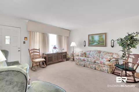 304 Dogwood Dr, Mobile, AL 36609 photo 5