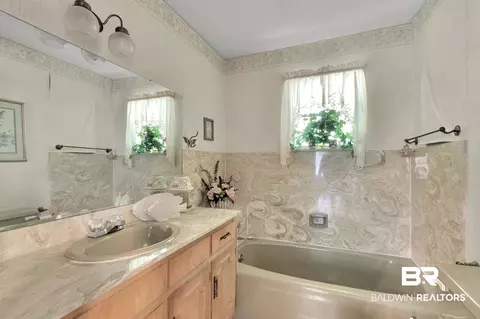 304 Dogwood Dr, Mobile, AL 36609 photo 12
