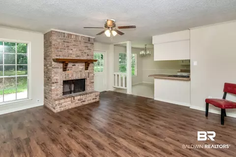 4152 Springdale Rd, Mobile, AL 36609 photo 9