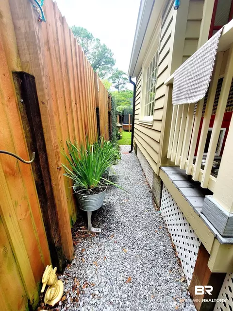 2005 Emogene St, Mobile, AL 36606 photo 21