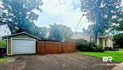 2005 Emogene St, Mobile, AL 36606 photo 13