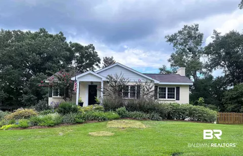 310 Dalewood Dr, Mobile, AL 36608 photo 1