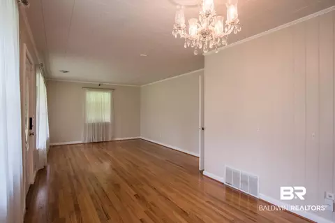 205 E Cypress St, Atmore, AL 36502 photo 12