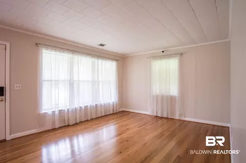 205 E Cypress St, Atmore, AL 36502 photo 10