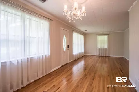 205 E Cypress St, Atmore, AL 36502 photo 11